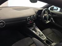 Audi TT Photo 23