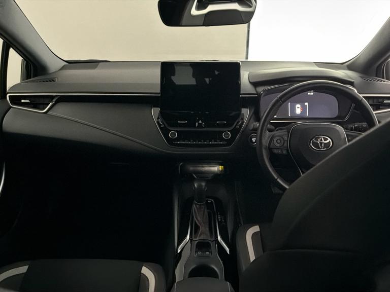 Toyota Corolla Photo bsapi-08734dca41428ae1f1f25b11500312f4d4671df9.jpg
