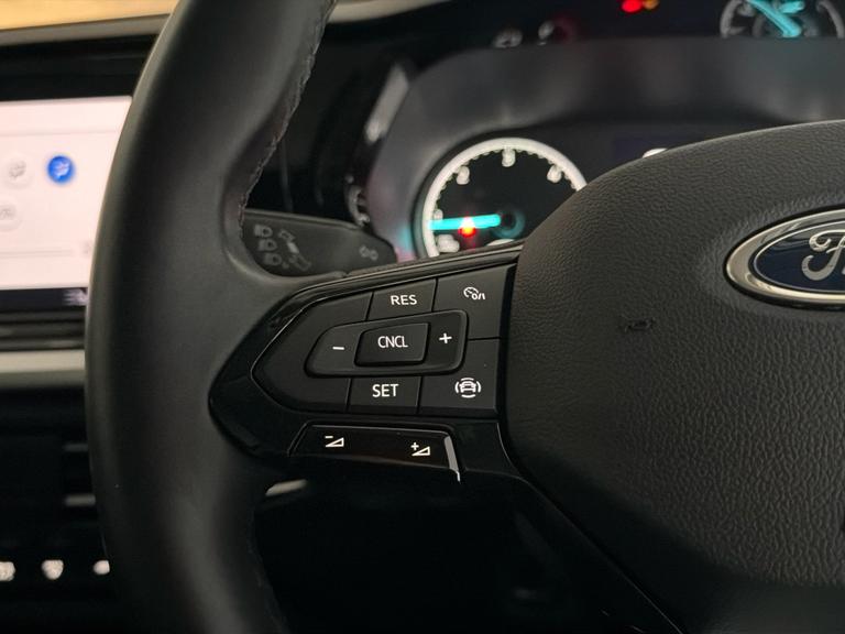 FORD Tourneo Connect Photo bsapi-091fd60d566870a6cd15f8c56b4bf0491f1d226e.jpg