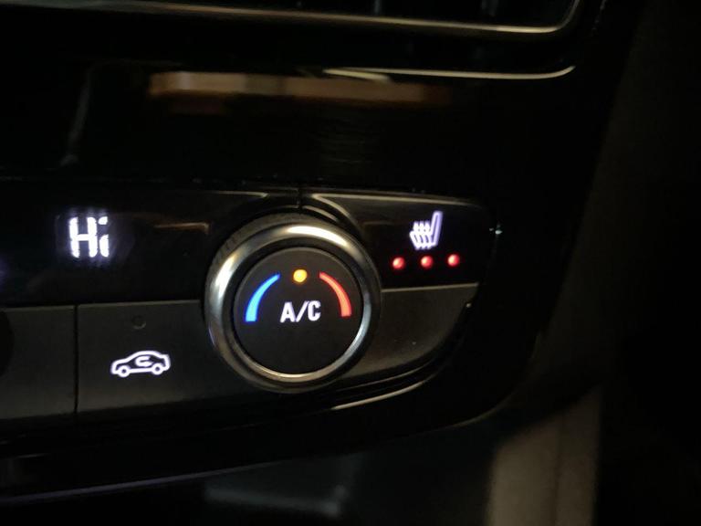 Vauxhall MOKKA Photo bsapi-0994b49c34e8919fbef12ecc43d2e7055d2169cc.jpg