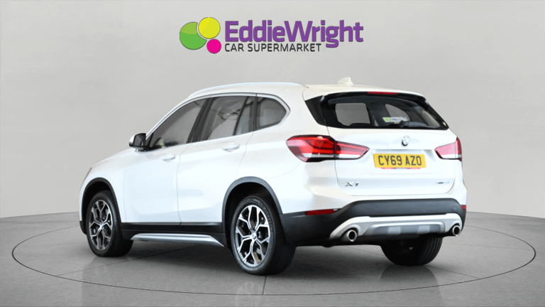 BMW X1 Photo bsapi-09ab41d3c5ac26d92e2c487d3b157306493cc2fe.jpg