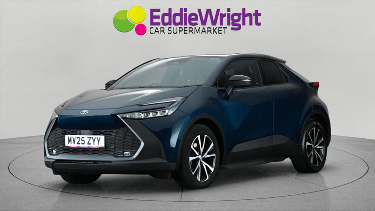 TOYOTA C-HR Photo bsapi-09ba9bf27871c412bb35f7f7d2d900a6f46c6d9b.jpg
