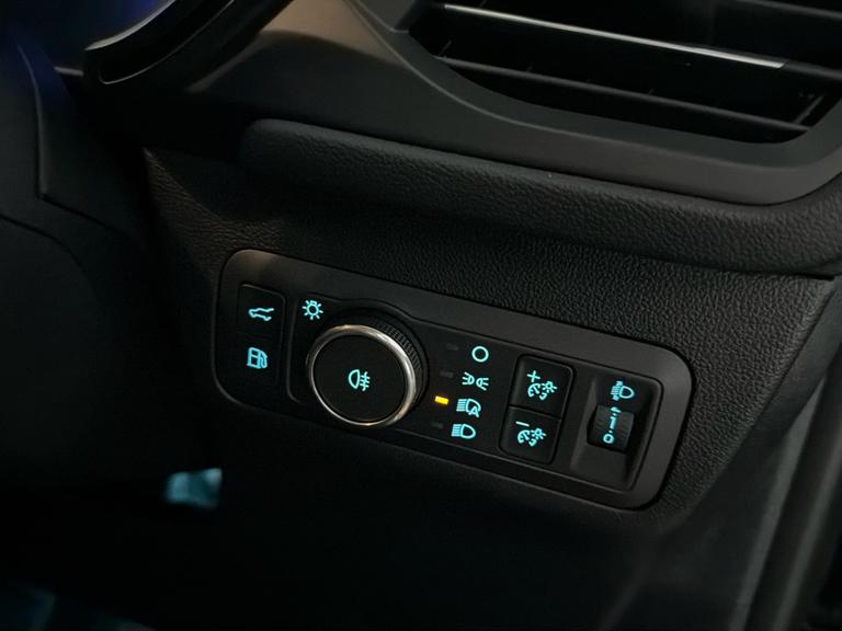 FORD Kuga Photo bsapi-0a0ccc4cd263de5537ca06296e685d3cc8e2c788.jpg