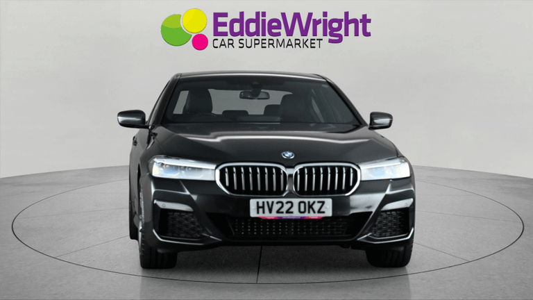 BMW 5 Series Photo bsapi-0a13c73efc8d0f20620d9ddc03d8f3c5656a119c.jpg