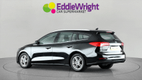 FORD Focus Photo 4