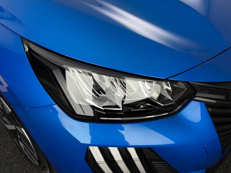 PEUGEOT 208 Photo bsapi-0ae2c60ff92deea0893af9ba6f45bc558eaa6c05.jpg