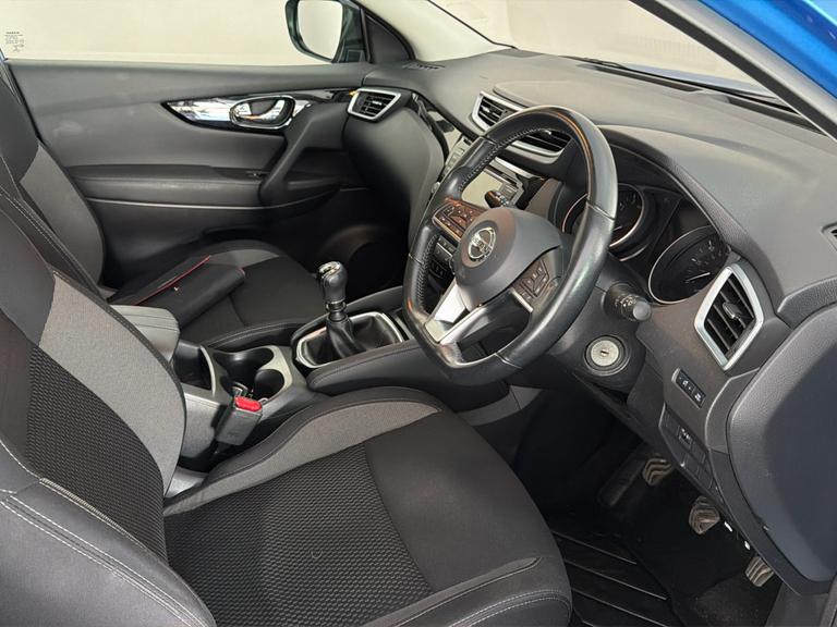 NISSAN Qashqai Photo bsapi-0beb78dce5dd009fc9a4054ff9a2282628cf3f22.jpg