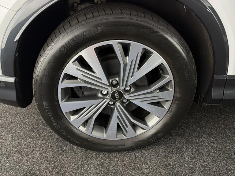 Audi Q4 E-Tron Photo bsapi-0c52d7114e81ee3ae639dac44856fa36071876d4.jpg