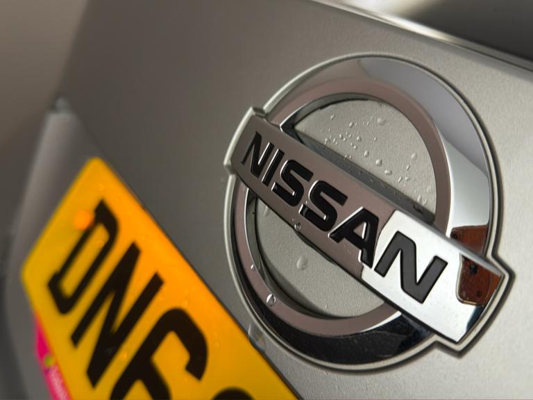 NISSAN JUKE Photo bsapi-0d4c1b2a9b887a021e3ef11e297253b86d2d996b.jpg