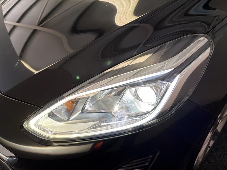 FORD Fiesta Photo bsapi-0d762e0ded461788187da0fad15b085e274ba9cb.jpg