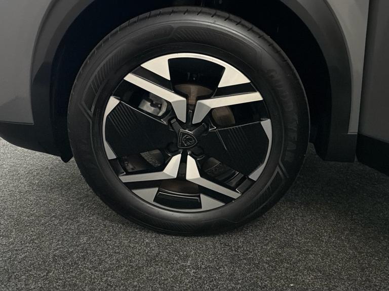 PEUGEOT 2008 Photo bsapi-0dfa7f999b9178805b5b15a1af3851b4e8d1726f.jpg