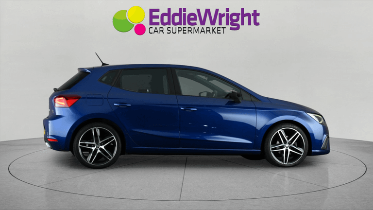 SEAT Ibiza Photo bsapi-0e6cfd78b696bb7d51937c0210a28564c95ebb7c.jpg