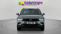Volkswagen TIGUAN Photo 2