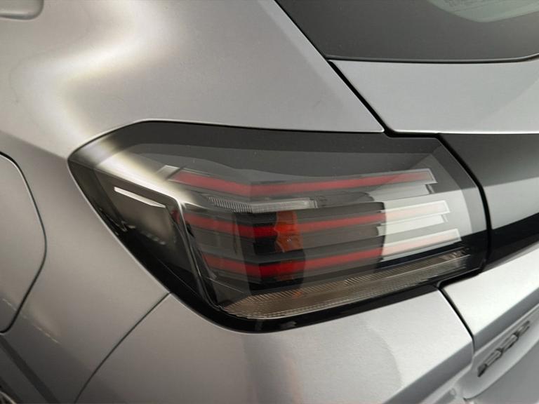 PEUGEOT 208 Photo bsapi-0ece0fae7de5f88fd921cc30d019f7e5b428fd36.jpg