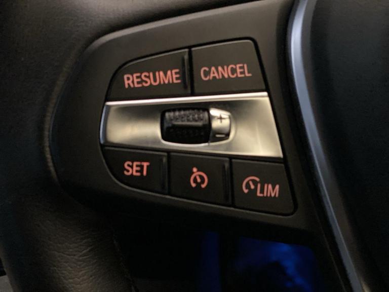 BMW 3 SERIES Photo bsapi-0fe213b4fe419f502a8b2c28f5e9b984cbfb46a3.jpg