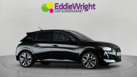 Peugeot 208 Photo 8