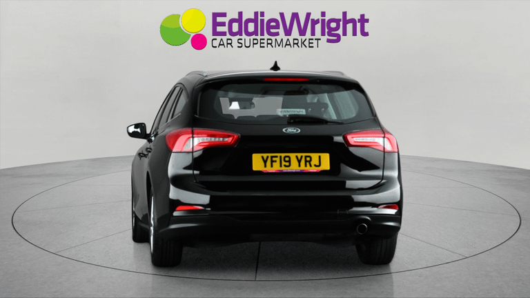 FORD Focus Photo bsapi-104e1d67b60ed1c9538a6fcd66eff1a2c1e1b086.jpg