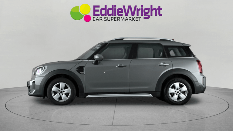 MINI COUNTRYMAN Photo bsapi-107e6efbb8edd6c635b1acc768710ef5fd7260b2.jpg
