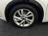 INFINITI Q30 Photo 26