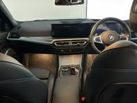 BMW 3 Series Photo 10