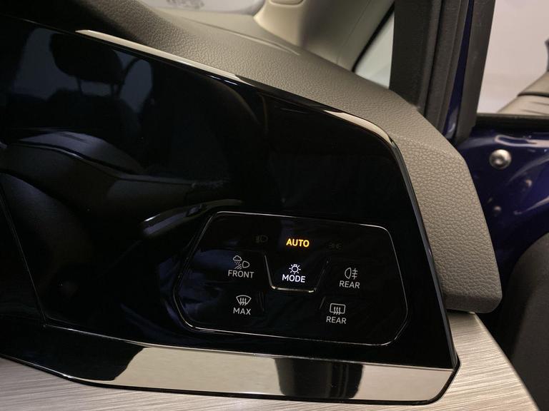 Volkswagen GOLF Photo bsapi-116ae605b6539a84245d327bf46741ab7124d751.jpg