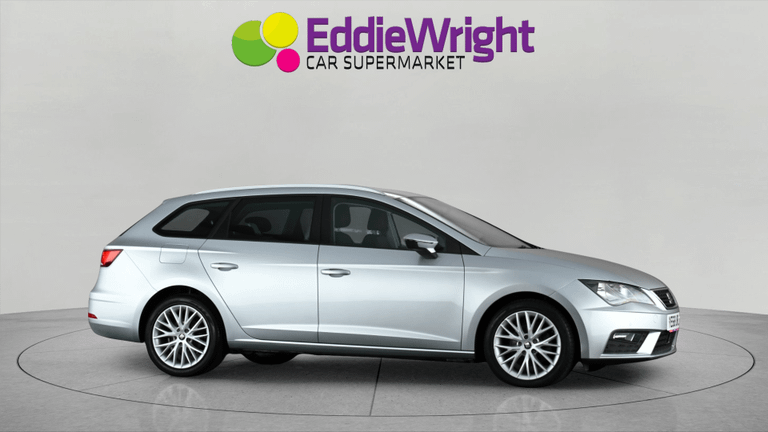 SEAT LEON Photo bsapi-11a43e6bf4ef110f42f2bb87d48cf6adbe97b0e2.jpg