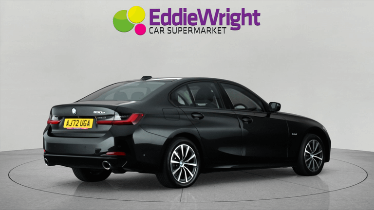 BMW 3 Series Photo bsapi-125cb9fc129ce8f5e1447277890dba47ff515d90.jpg