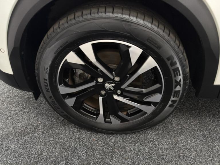 PEUGEOT 2008 Photo bsapi-1262f87a43299e912f39942c835577610552b257.jpg