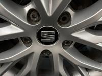 SEAT LEON Photo 29