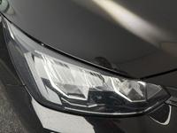 PEUGEOT 208 Photo 21