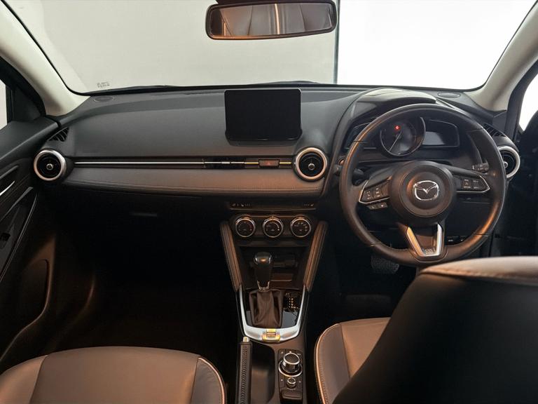 MAZDA Mazda2 Photo bsapi-132123844e317d0cdfd3f20ea192b35ac1ff3ee7.jpg