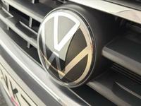 VOLKSWAGEN Tiguan Photo 21