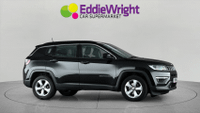 JEEP Compass Photo 8