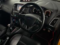 Ford Focus Photo 9