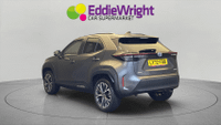 TOYOTA YARIS CROSS Photo 1