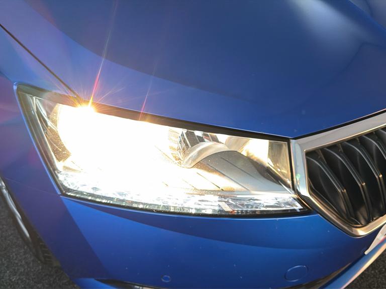Skoda FABIA Photo bsapi-167246a65989485096e81b43cefe9c00964e39ff.jpg