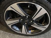 FORD FIESTA Photo 23