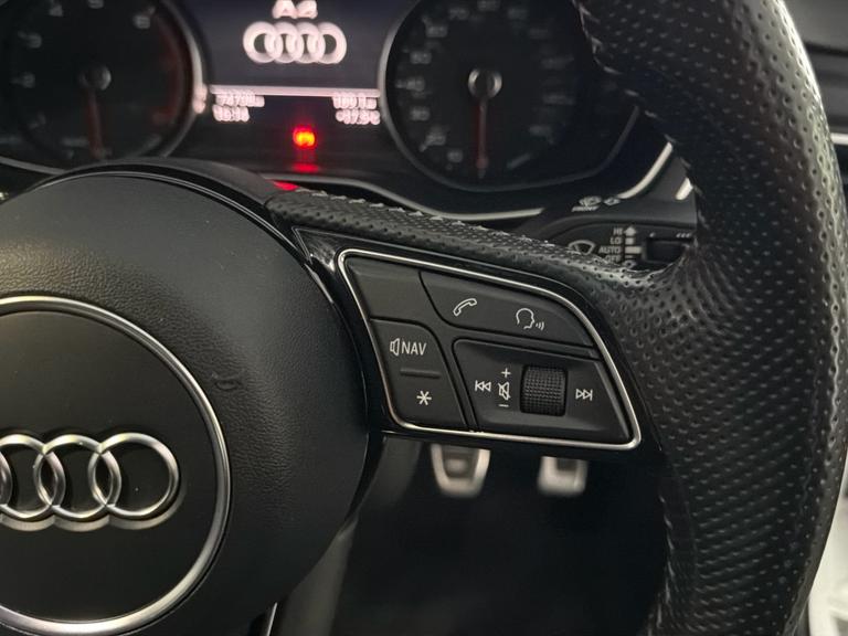 AUDI A4 Photo bsapi-17075a14c61864af83c45d4c2b822c7ae0082fc0.jpg