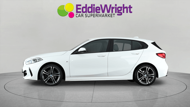 BMW 1 Series Photo bsapi-172fbb120a168eaf0ef0cdf1f9118a3d2d1f2416.jpg