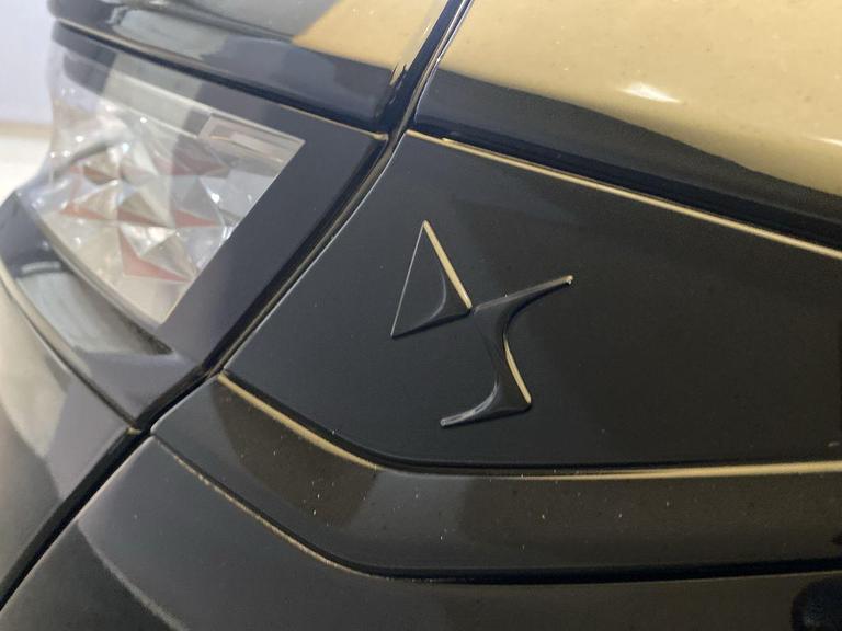 DS Automobiles DS 7 Photo bsapi-1786a40f3b3b3681cdb0e89a9daa273537b68ad4.jpg
