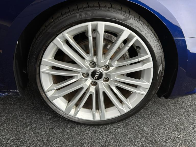 AUDI A4 Photo bsapi-1826945da9929fe16c311346a1d1d51ca9e20058.jpg