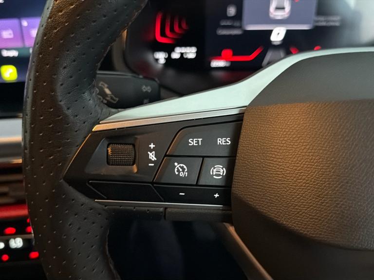 SEAT Ibiza Photo bsapi-183e1832e3cfeb0c7a2b999eaea36628e83b2c6a.jpg