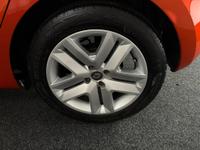 RENAULT Clio Photo 26