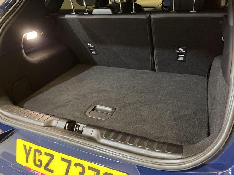 FORD PUMA Photo bsapi-18a5cf6076be66a52dfa4f11f26d515d2c5084ce.jpg
