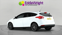 FORD Focus Photo 4