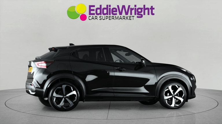 NISSAN Juke Photo bsapi-1959c0141fbb8034bb069a8c7a778cf903f94c73.jpg