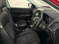 MITSUBISHI Asx Photo 9