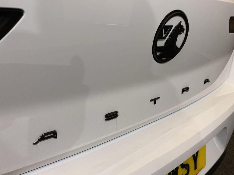 VAUXHALL ASTRA Photo bsapi-19e4644d085456ab5634997d81205157707dd4ca.jpg