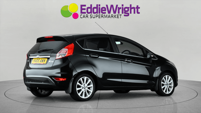 FORD Fiesta Photo bsapi-1a00ed382594fab189ed9132f21c62c1f646ec02.jpg