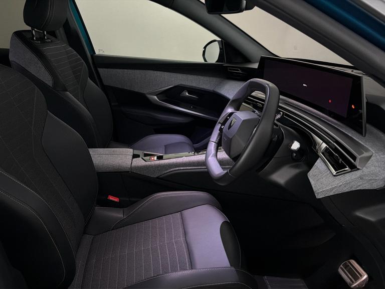 Peugeot 3008 Photo bsapi-1a150cfa0841f39b10c285919d448b3f331a2df4.jpg